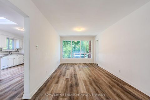 Photo 8 at 18 Greengate Road, Don Mills, Toronto