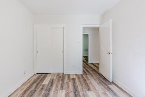 Photo 13 at 18 Greengate Road, Don Mills, Toronto