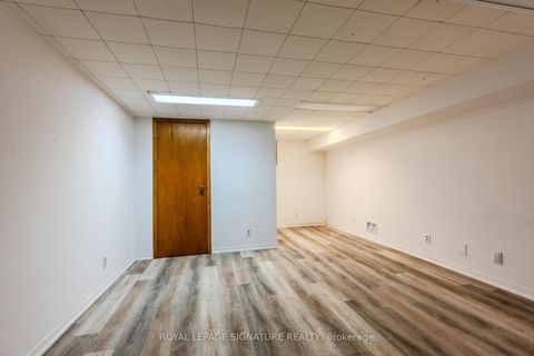 Photo 23 at 18 Greengate Road, Don Mills, Toronto
