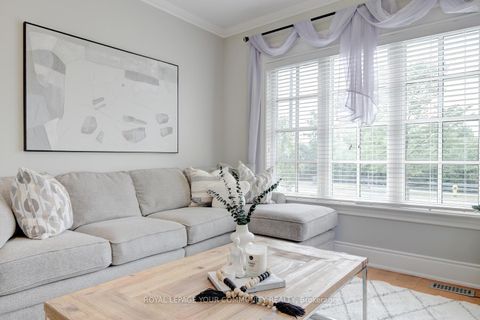 Photo 24 at 2 Aegis Drive, Patterson, Vaughan