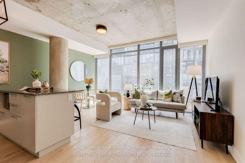 Photo 1 at 211 - 650 King Street W, Waterfront Communities C1, Toronto