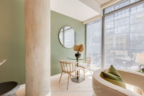 Photo 4 at 211 - 650 King Street W, Waterfront Communities C1, Toronto