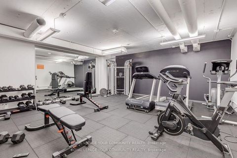 Photo 19 at 211 - 650 King Street W, Waterfront Communities C1, Toronto