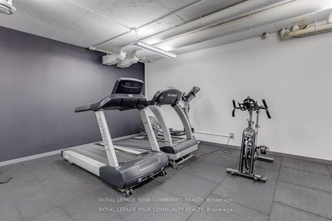 Photo 20 at 211 - 650 King Street W, Waterfront Communities C1, Toronto