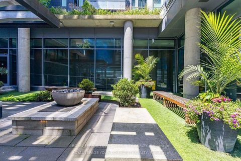 Photo 26 at 211 - 650 King Street W, Waterfront Communities C1, Toronto
