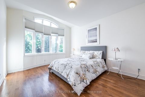 Photo 26 at 242 Empress Avenue, Willowdale East, Toronto