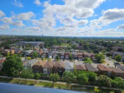 Photo 17 at 1008 - 7950 Bathurst Street, Beverley Glen, Vaughan