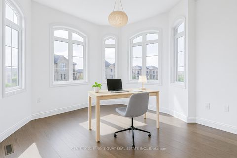 Photo 6 at 102 Giardina Crescent, Bayview Hill, Richmond Hill