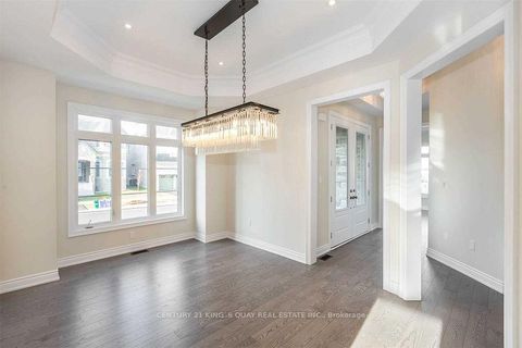 Photo 9 at 102 Giardina Crescent, Bayview Hill, Richmond Hill