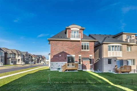 Photo 20 at 102 Giardina Crescent, Bayview Hill, Richmond Hill