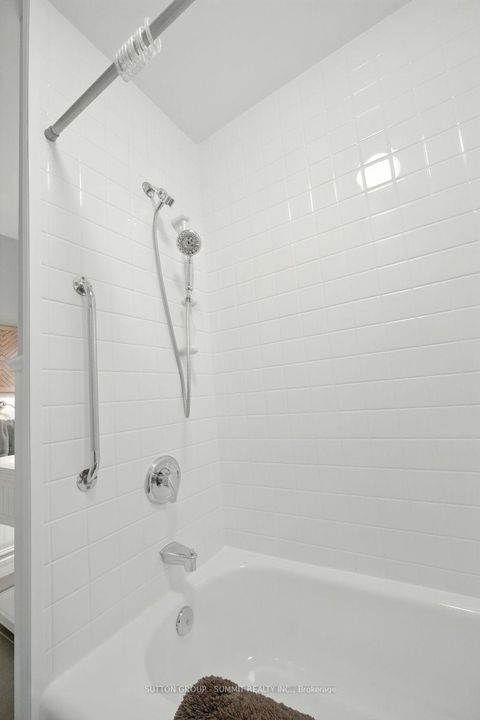 Photo 20 at 17 - 1450 SIXTH Line, CP College Park, Oakville