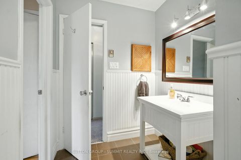Photo 21 at 17 - 1450 SIXTH Line, CP College Park, Oakville