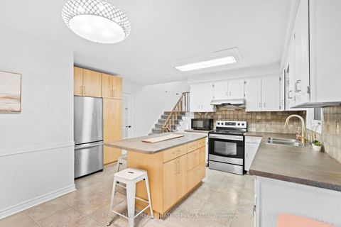 Photo 7 at 1504 Kenilworth Crescent, FA Falgarwood, Oakville