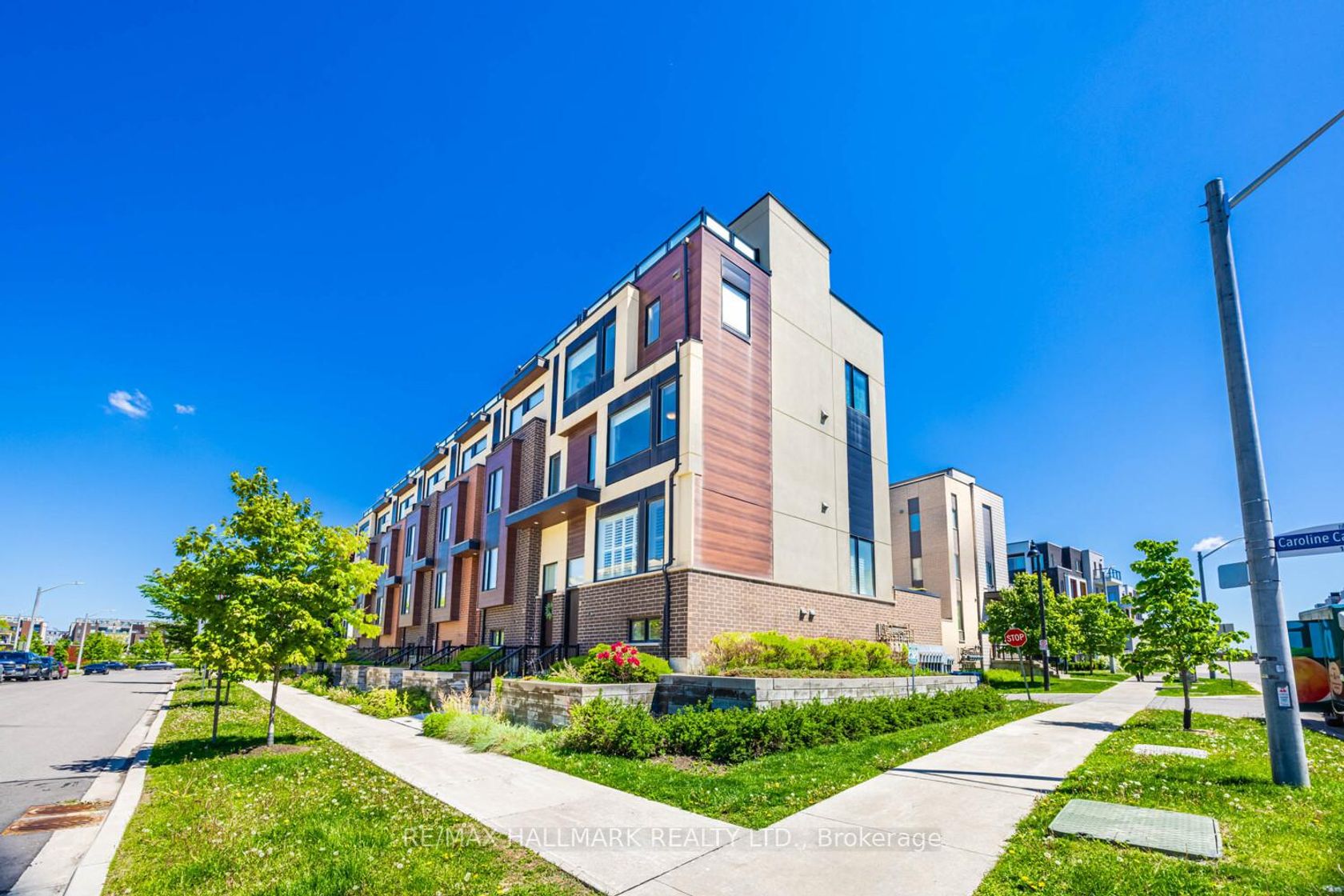 11 Caroline Carpenter Grove, CFB, Toronto 