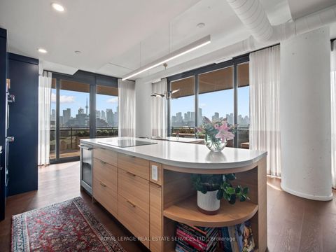 Photo 17 at 904 - 21 Lawren Harris Square, Waterfront Communities C8, Toronto