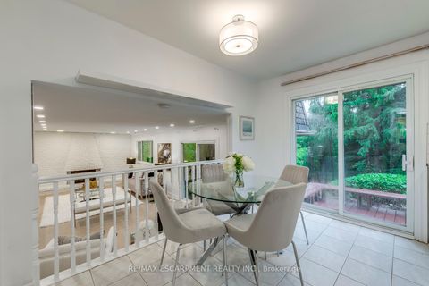 Photo 16 at 170 Cavendish Court, MO Morrison, Oakville