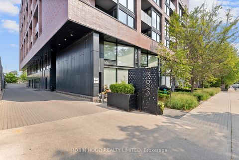 Photo 2 at 511 - 383 Sorauren Avenue, Roncesvalles, Toronto