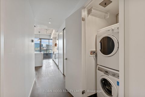 Photo 25 at 511 - 383 Sorauren Avenue, Roncesvalles, Toronto