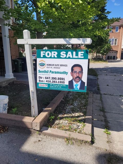 Photo 1 at 16 Snowgoose Terrace, Rouge E11, Toronto