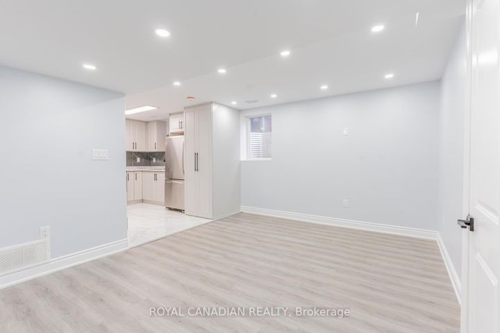 Photo 30 at 60 Cherrytree Drive W, Fletcher's Creek South, Brampton