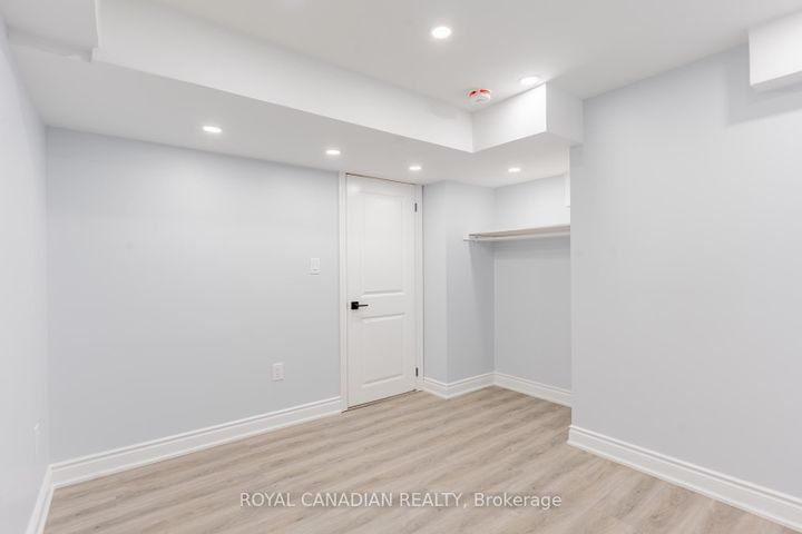 Photo 33 at 60 Cherrytree Drive W, Fletcher's Creek South, Brampton