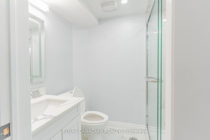 Photo 36 at 60 Cherrytree Drive W, Fletcher's Creek South, Brampton