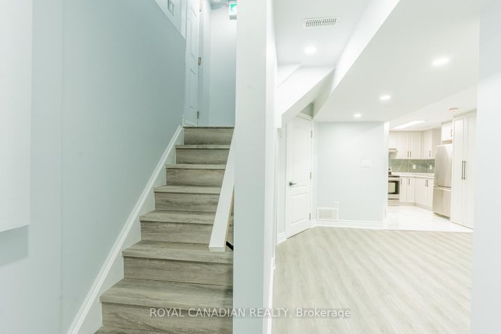 Photo 37 at 60 Cherrytree Drive W, Fletcher's Creek South, Brampton