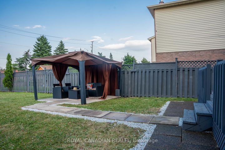 Photo 42 at 60 Cherrytree Drive W, Fletcher's Creek South, Brampton
