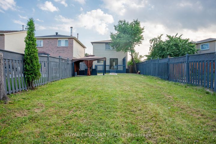 Photo 45 at 60 Cherrytree Drive W, Fletcher's Creek South, Brampton
