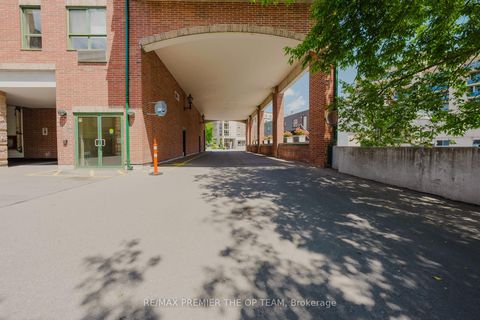 Photo 4 at 321 - 121 Woodbridge Avenue, West Woodbridge, Vaughan