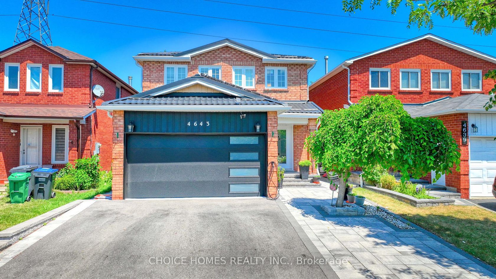 4643 Full Moon Circle, Hurontario, Mississauga by Loree Meneguzzi Real Estate 4643 Full Moon Circle, Hurontario, Mississauga