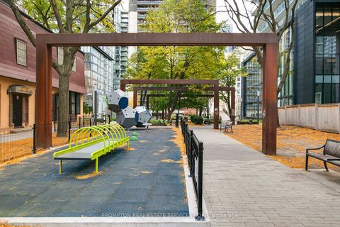 Photo 37 at 11 Gloucester Street, Yonge Corridor, Toronto