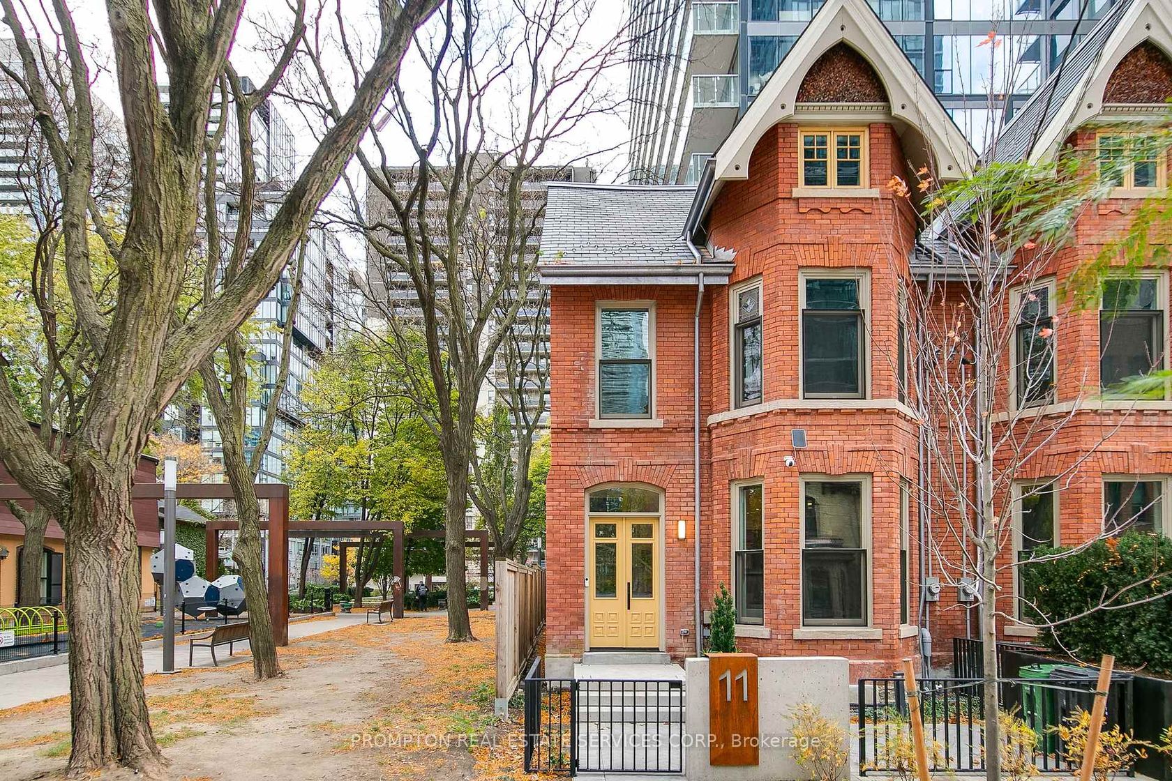11 Gloucester Street, Yonge Corridor, Toronto 