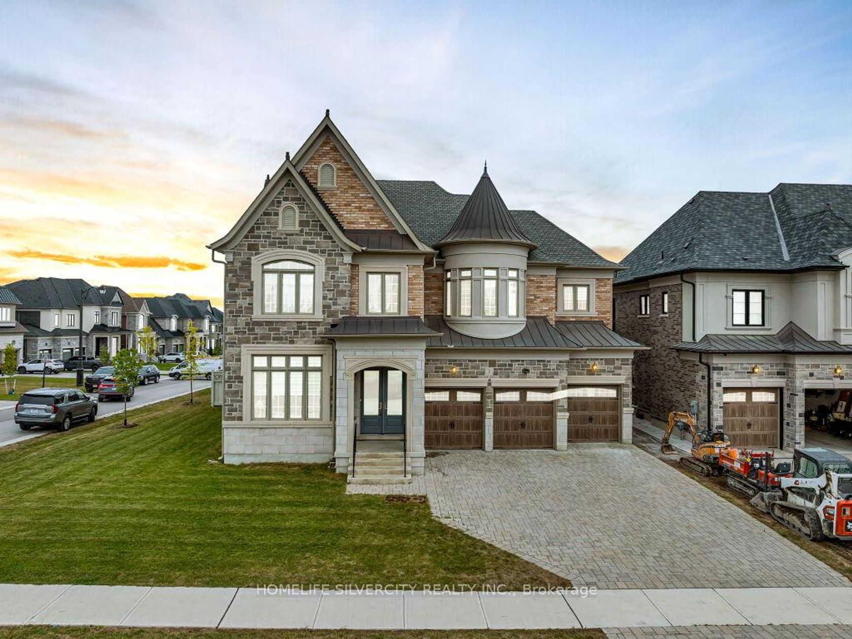 2 ENDLESS Circle, Kleinburg, Vaughan 