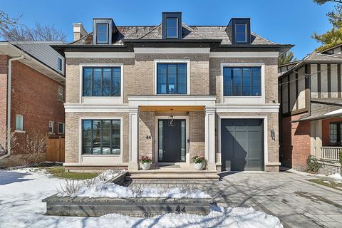 Photo 1 at 44 Alexandra Boulevard, Lawrence Park South, Toronto