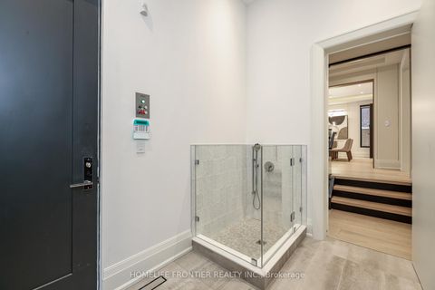 Photo 13 at 44 Alexandra Boulevard, Lawrence Park South, Toronto