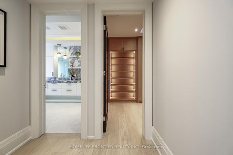 Photo 18 at 44 Alexandra Boulevard, Lawrence Park South, Toronto