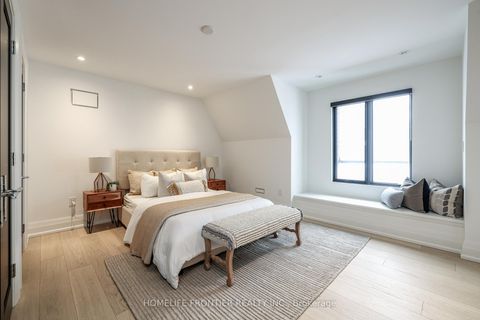 Photo 31 at 44 Alexandra Boulevard, Lawrence Park South, Toronto