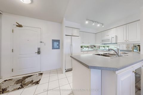 Photo 13 at 505 - 18 Wanless Avenue, Lawrence Park North, Toronto