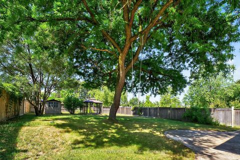 Photo 27 at 16 Warbeck Place, The Westway, Toronto
