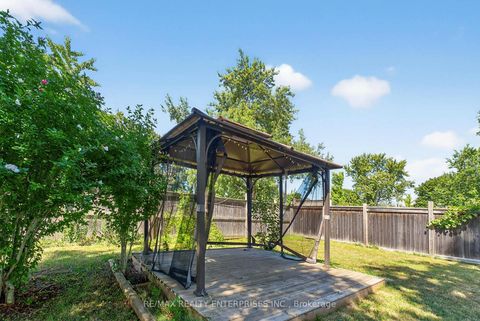 Photo 29 at 16 Warbeck Place, The Westway, Toronto