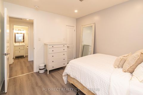 Photo 8 at 28 Johnson Street N, North Shore, Barrie
