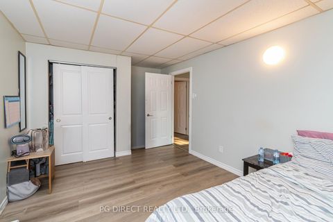 Photo 14 at 28 Johnson Street N, North Shore, Barrie