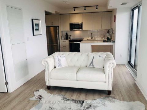Photo 4 at 286 Main Street, Danforth, Toronto