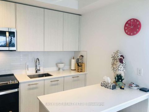 Photo 11 at 286 Main Street, Danforth, Toronto