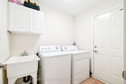 Photo 7 at 78 Stephanie Lane, Painswick South, Barrie