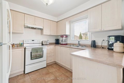 Photo 11 at 78 Stephanie Lane, Painswick South, Barrie