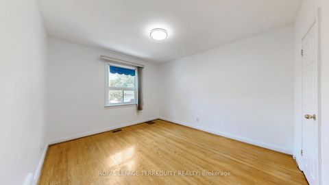 Photo 17 at 154 Tower Drive, Maryvale, Toronto