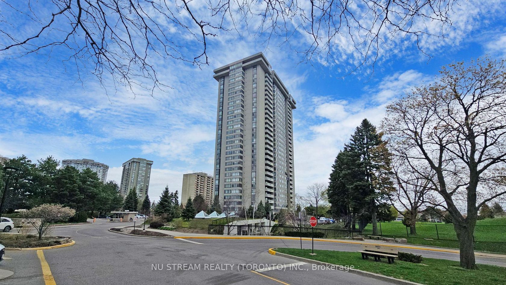 2406 - 1555 Finch Avenue E, Don Valley Village, Toronto by Loree Meneguzzi Real Estate 2406 - 1555 Finch Avenue E, Don Valley Village, Toronto