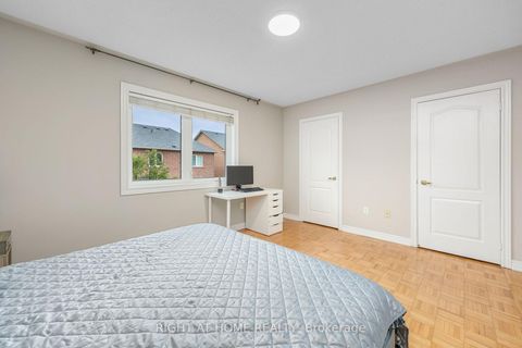 Photo 22 at 4 Zola Gate, Patterson, Vaughan